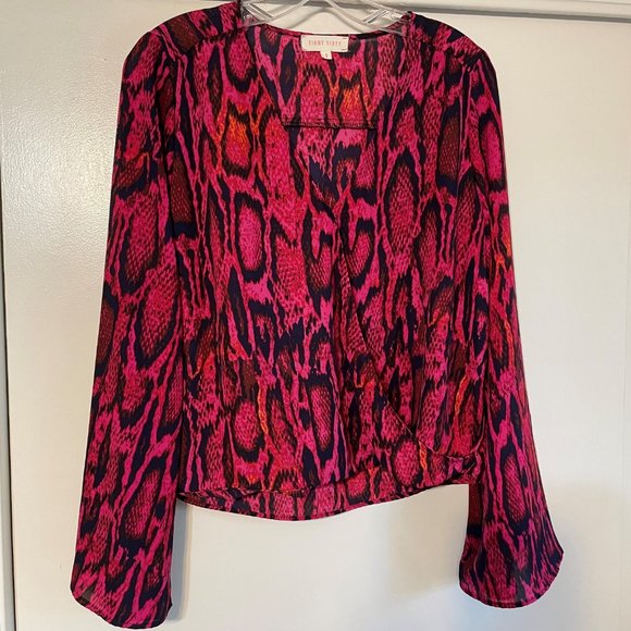 Eight Sixty Pink/Blue Snake Print Long Bell Sleeve Wrap Front V Neck Blouse S - Picture 5 of 9
